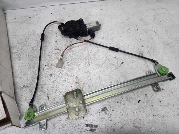 LEVE VITRE AVANT DROIT VW GOLF 2/ JETTA 1984-11/1991 - Vue 2